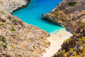 Glyka nera (meaning sweet water) is one of the most beautiful beaches in crete, with deep blue generally, the only way to access glyka nera is by boat. Kreta Strande Top 10 Traumstrande Karte Bilder 2021