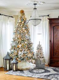 decorate a white christmas tree