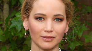 here s what jennifer lawrence looks