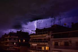Ραγδαία επιδείνωση με καταιγίδες και χαλάζι. O Kairos Sto Nayplio Ayrio 2021 01 15 Eidhseis 24 Synexomenh Enhmerwsh 24 Wres To 24wro