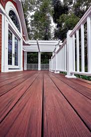 Arbor Collection In Redland Rose With Premier Rail Deck