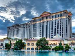 vegas hotels that offer military and