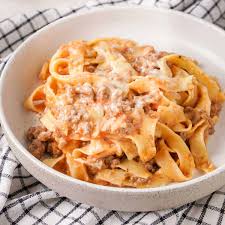 easy crock pot ground beef and noodles