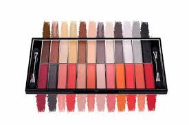 24 in 1 eyeshadow kit for professional