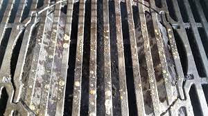 to clean porcelain coated grill grates