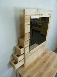 pallet made vanity table pallet ideas