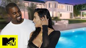 Kanye west and kim kardashian west gave a hollywood tour group the surprise of a lifetime on monday, when they pulled up next to the bus to say hello. Kim Kardashian Gives A Tour Of Her Kanye West S Unique House Mtv Celeb Youtube