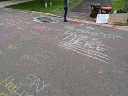 Derek chauvin is a former police officer with the minneapolis police department for over 18 years. Twin Citian R Buck On Twitter Chalk Messages On The Street In Front Of Derek Chauvin S House