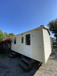 lot of mobile homes for professionals