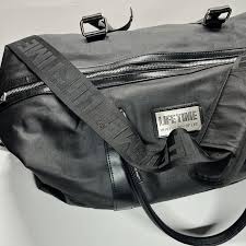 founding member alton duffel bag