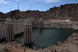 Hoover Dam reservoir hits record low, in sign of extreme western U.S.  drought | Reuters