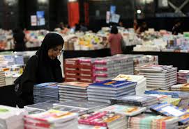 19:32 i was invited for a sneak peek at big bad wolf on 5 dec 2018, before the sale starts on 7 dec 2018. Uae Pictures World S Largest Book Sale Comes To Middle East At Giant Hangar In Dubai