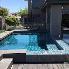 Right Tile For Your Pool Matters