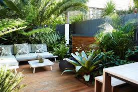 A Lush Tropical Garden That Has It All
