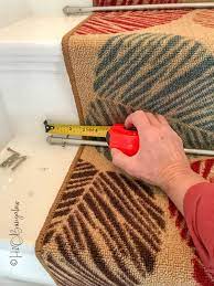 how to install carpet runner on stairs