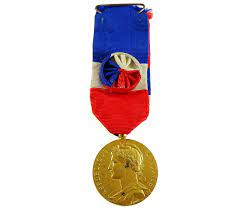 1965 vintage Ruban Médaille Borrel France Ministre du Travail - Etsy France