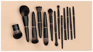11 types of makeup brushes and their uses
