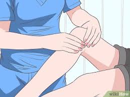 Chloe wilson, bsc(hons) physiotherapy reviewed by: 4 Ways To Fix Hyperextended Knees Wikihow