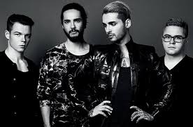 Tokio Hotel Plays 2 Songs At Berlins Brandenburg Gate On