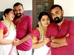 Is an actor, known for irupathiyonnaam noottaandu (2019), ayyappanum koshiyum (2020) and big brother (2020). Shaju Sreedhar Wedding Anniversary à´‡à´¤ à´² à´² à´« à´• à´¸ à´š à´¯ à´¤ à´µà´š à´š à´Ÿ à´Ÿ à´£ à´žà´™ à´™àµ¾ à´…à´¨ à´¨ à´'à´³ à´š à´š à´Ÿ à´¯à´¤ à´'à´¤ à´¤ à´š à´°à´² à´¨ à´± 21 à´µàµ¼à´· Actor Shaju Sreedhar And His Wife Chandini Celebrates
