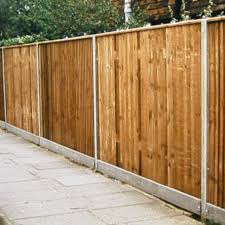 concrete vs wooden fence posts which