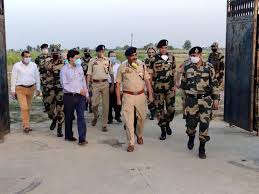 Police chief, BSF, admin officials visit IB in Samba to review security  setup - Jammu Links News