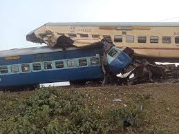 West Bengal Train Accident: बीकानेर एक्सप्रेस में बिहार के भी यात्री थे  सवार, हादसे से परिजन परेशान, रेलवे ने जारी किया हेल्पलाइन नंबर - Hindi  News, हिंदी ...