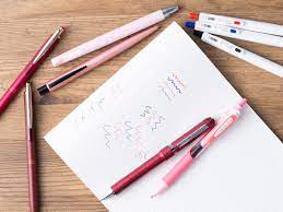書きやすいボールペンはどれ？選び方のポイントとおすすめのボールペン｜ゼブラ株式会社