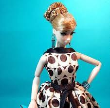 Doll crafts diy doll barbie hairstyle doll hairstyles barbie clothes barbie stuff doll stuff barbie makeup barbie hair doll hair barbie and ken howleen wolf pelo afro african american dolls black. Cute Hairstyles For Barbie Dolls With Long Hair That Girls Can Try Too