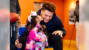 Mahomes, who was the nfl's most valuable player last season while throwing for 5,097 yards and 50 touchdowns, seems to. Chiefs Qb Patrick Mahomes And Te Travis Kelce Surprise A Local Family With Food Gifts And A Day To Remember
