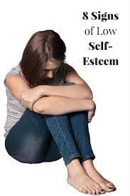 8 Signs of Low Self Esteem
