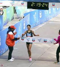 Athletics: Hitomi Niiya wins Houston Marathon, just misses Japanese record