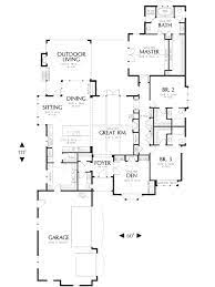 European House Plan With 3 Bedrooms And