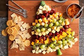 One of the best parts about christmas parties (other than the christmas party games of course) is that you typically don't have. 17 Festive Party Ideas For Christmas In July Christmas Cheese Christmas Platter Holiday Recipes