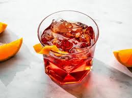 Invite these drinks to your dinner party. 10 Impressive Aperitif Cocktails To Serve Before Dinner