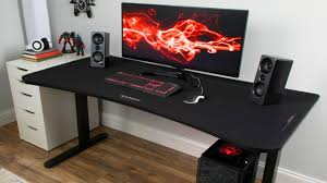 A close look at the 20 best gaming desks in 2021. Best Computer Gaming Desk 2020 Youtube
