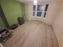 laminate flooring handyman services