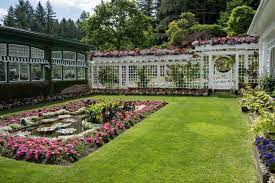 the butchart gardens victoria bc