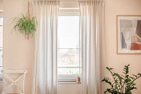 how to choose curtains for the living room