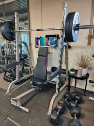 squat rack 47 bench press gym