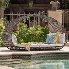 Black Oval Rattan Canopy Daybed For Garden
