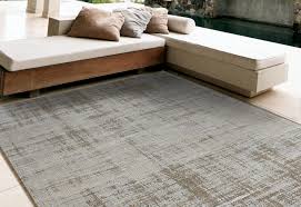 You want to decorate your garden or terrace and you're looking for an original idea? Everything You Need To Know About Outdoor Rugs Plushrugs