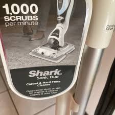shark sonic duo scrubbing carpet