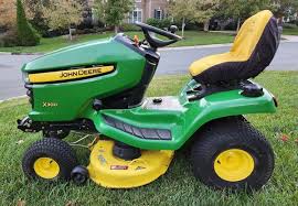 John Deere X300 Lawn Tractor With
