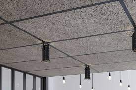 Le faux plafond en dalles est très présent dans les entreprises. Dalle Plafond Faux Plafonds Plafonds Suspendus A Saint Etienne