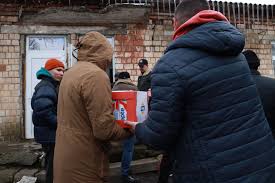 World Vision entrega alimentos y suministros en Ucrania luego de un llamado urgente del hospital