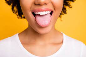 11 swollen tongue causes what does a