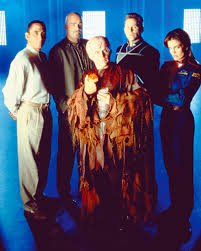 Join phoenix comicon in celebrating the 20th anniversary of babylon 5 with creator j. Babylon 5 Cast Photo