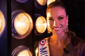 Hailing from normandy, france, she is 175 cm tall and is a model. Miss France 2021 Amandine Petit Columnist On The Radio From Tomorrow All The Senegalese News In Real Time All The News In Senegal Of The Day Sport Senegalese Politics People