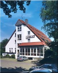 Read more than 300 reviews and choose a room with planet of hotels. Motorradfahrerfreundliches Airport Fashion Hotel In Dusseldorf In Dusseldorf